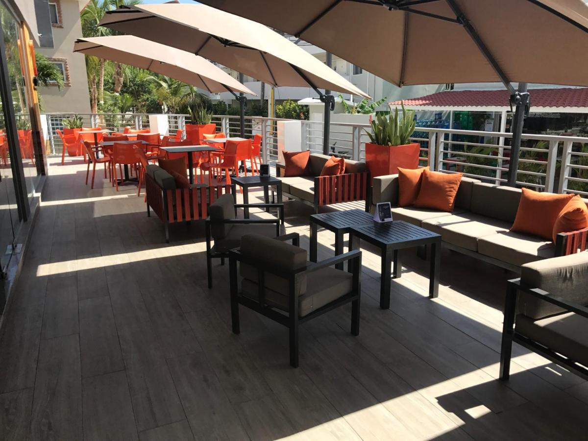 פונטה קאנה Ducassi Suites Rooftop Pool - Beach Club And Spa מראה חיצוני תמונה